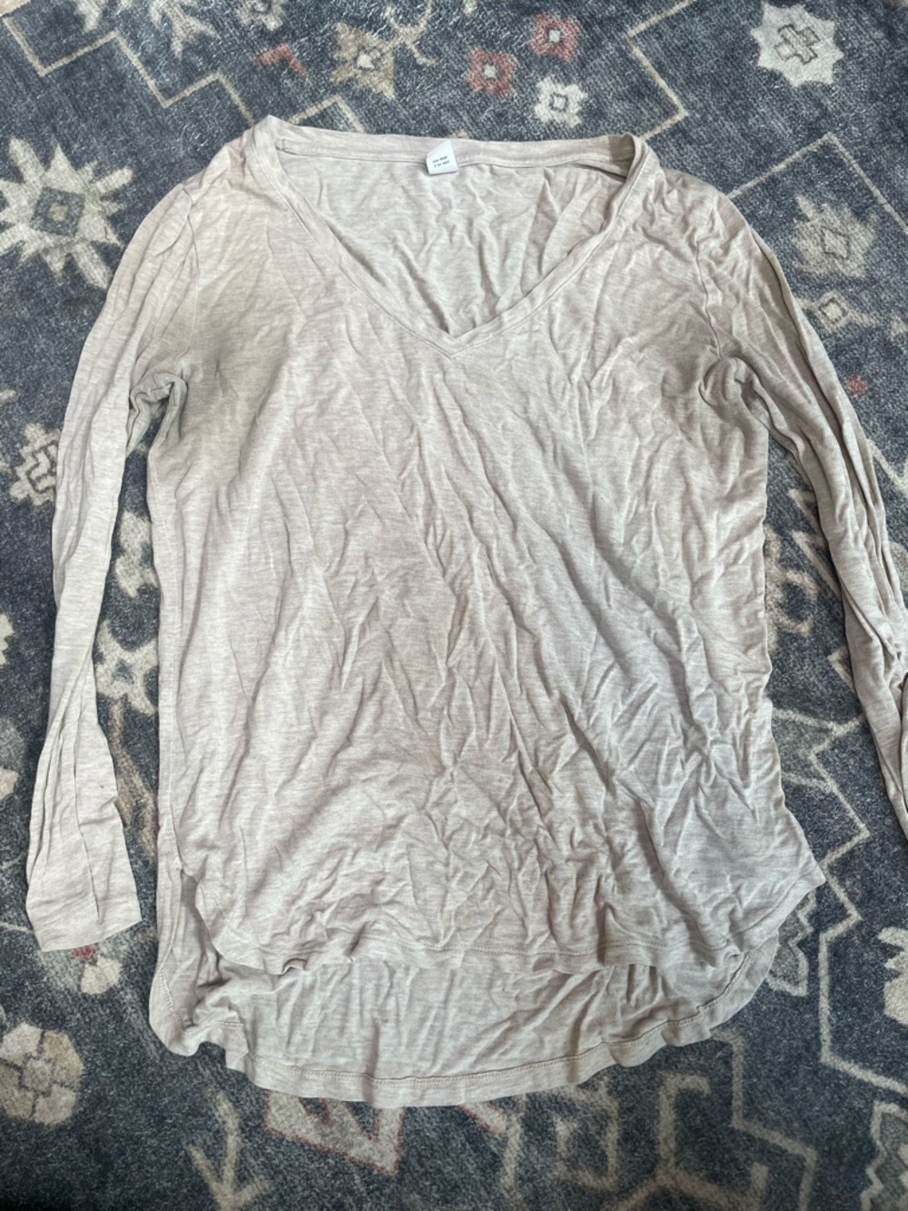 Old Navy Light Beige V-Neck Long Sleeve Tee